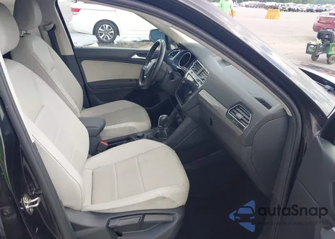 2019 Volkswagen Tiguan 2.0T Se/2.0T Sel/2.0T Sel R-Line/2.0T Sel R-Line Black из США, поврежденный, VIN 3VV2B7AX0KM189726
